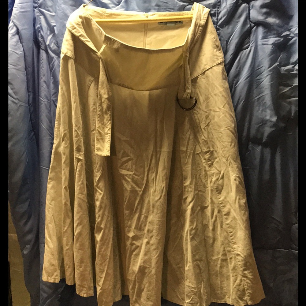 Corduroy skirt